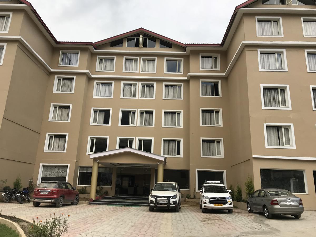 Hotel Maple Retreat Манали Экстерьер фото